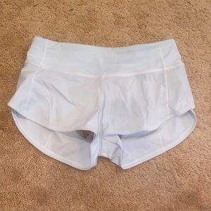 Lululemon Speed-Up Shorts :))